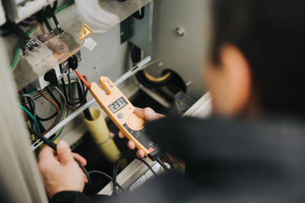 Best Emergency Electrical Repair  in Louisburg, KS