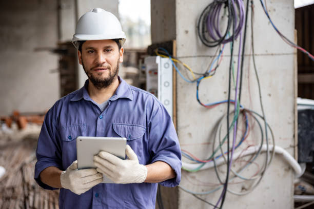 Best Emergency Electrical Repair  in Louisburg, KS